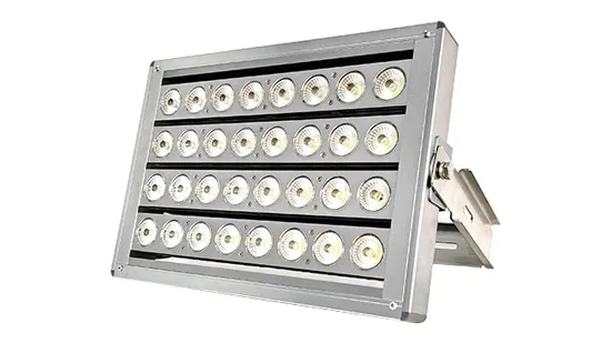 High Power LED Flood Light with Adjustable Multi-Angle for Outdoor Illumination Distance